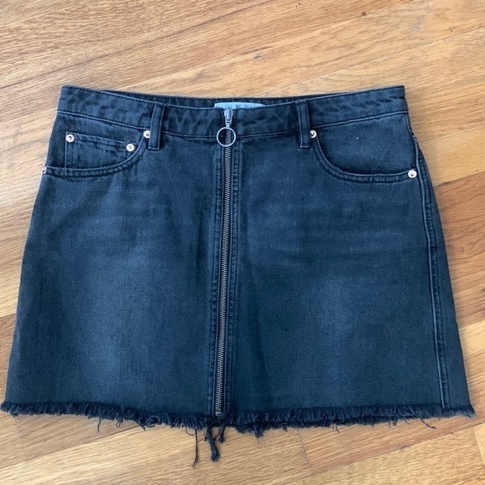 We The Free black washed denim skirt zip front frayed hem
